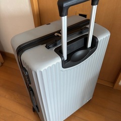 スーツケースM size   シルバー