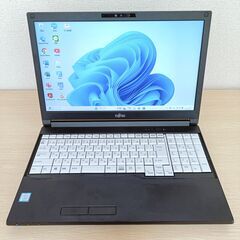 富士通 LIFEBOOK A579/BX 8世代i5/16GB/...