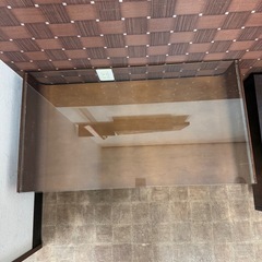 50×90 木の机 ガラステーブル 木製デスク ローテーブルの画像