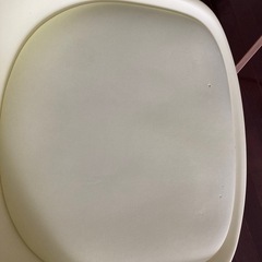 ダイニングテーブル、椅子2脚の画像