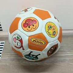 0515-031 アンパンマンふわふわサッカーボールの画像