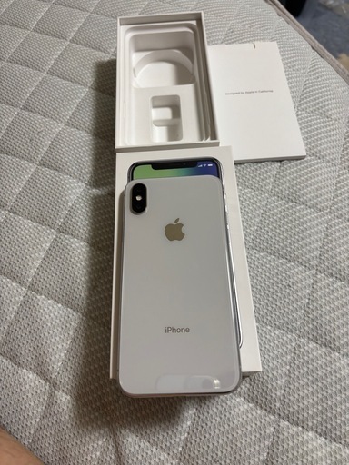 iPhone X シルバー 256GB