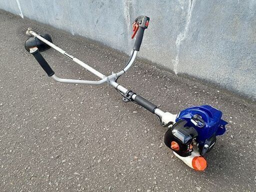 ♪ECHO 刈払機 DST221 2023年 草刈り機 札幌♪ 札幌市内近郊限定 ECHO エンジン式刈払機 DST221 草刈機 草刈り機 U字