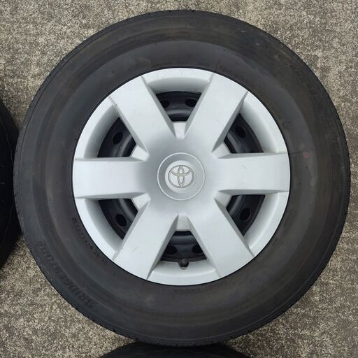 安価 ワタナベ ハイエース ハイラックス 純正 6穴 15×6J 195/80R15 22年製 タイヤ・ホイール