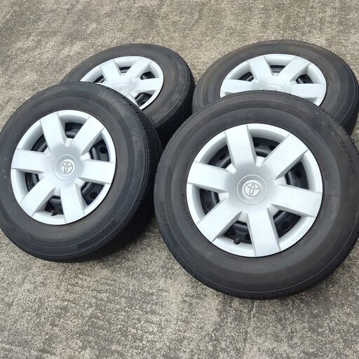 ハイエース ハイラックス 純正 6穴 15×6J 195/80R15 22年製