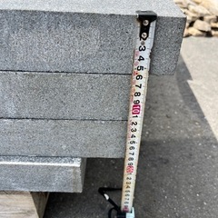 【御影石　６ｃｍ厚　サイズバラバラです】＊御影石・大理石・タイル・砂利・石・石材・庭石・ロックガーデンなど＊の画像