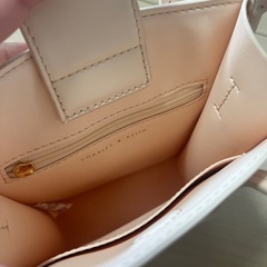 CHARLES & KEITH Oona オオナ トートバッグの画像