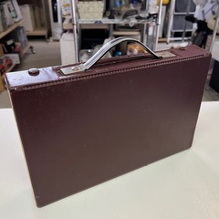 麻雀牌 フルセット 欠品なし サイコロ4個 赤4 花4 点棒各家30,000点持ち 起家マーク付属 未使用に近い 中古品 ④の画像