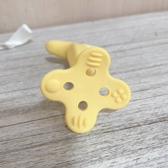 歯固め　バナナ　おしゃぶりホルダー　の画像