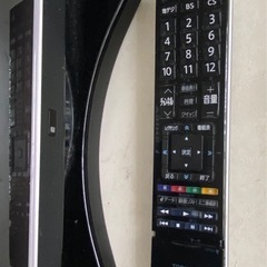 REGZA 37インチテレビとテレビ台の画像