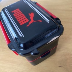 決まりました　訳あり　プーマ  キッズ用　弁当箱　ランチボックス　２段