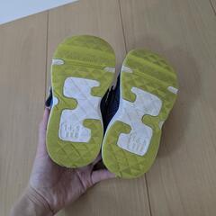 【14.5cm、15cm】キャロットスニーカーの画像