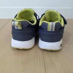 【14.5cm、15cm】キャロットスニーカーの画像