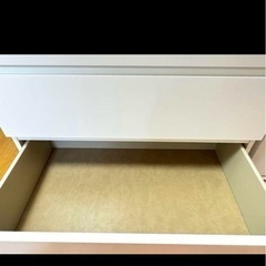 IKEA マルムの画像