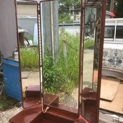 アンティーク風ドレッサー差し上げますの画像