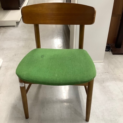 ダイニングチェアー　カリモク60＋