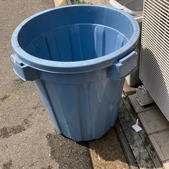 丸型　ゴミ箱　大型　蓋なしの画像