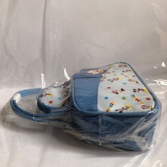 ミッキーマウス　ミニバッグ　　コインケース付き　子供用　　　　の画像