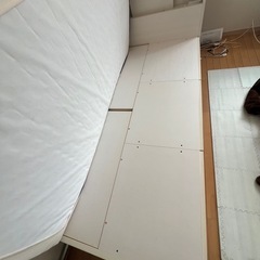 シングルベッド