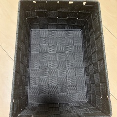 多分ニトリ？　小物入れ