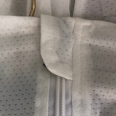 ⭐️夏の必需品⭐️UVカットフルジップ薄手フード付きの画像