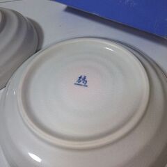 未使用　たち吉　つゆ草ペア２枚　 貫入入り　深皿 ２０㎝　高さ4.5㎝の画像