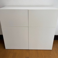 イケア　ホワイト　本棚　扉付き