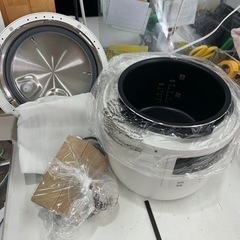 値下げしました‼️【電気圧力鍋】【siroca】クリーニング済み【管理番号11505】中の画像