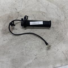 HONDA スーパーカブ 50 PRO アクセルグリップ 右 ホ...