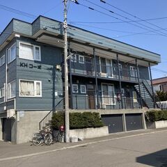 閑静な住宅地に駐車場およびトランクルーム付、ファミリー・外…