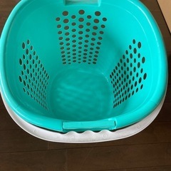 洗濯物入れの画像