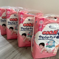 お話し中です　【新品未開封】　4パック　オムツ　M  パンツ　グ...