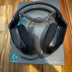ゲーミングヘッドセット  G733
