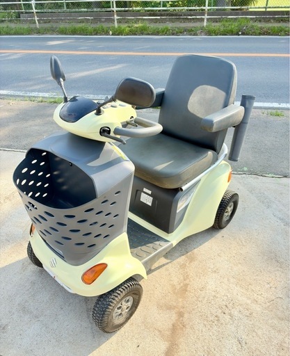 スズキ　セニアカー　ET4D7