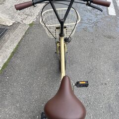 APRES x MIDI 20インチ 自転車 クリームボディー 鍵付きの画像