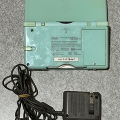 Nintendo DS liteの画像
