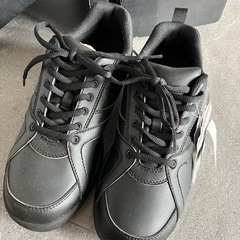 新品ゴルフシューズ
