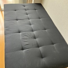 ソファベッド、机の画像