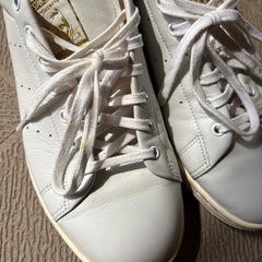 adidasスニーカー/27.5の画像