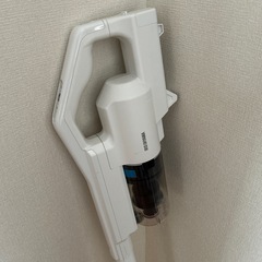アイリスオーヤマ掃除機　コードレス掃除機の画像