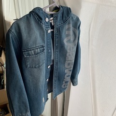 キッズパーカーの画像