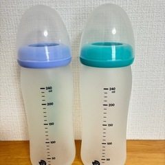 母乳実感(ガラス)240ml×2本の画像