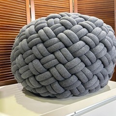 【バナナ苫小牧】美品 kumekoフロアクッション ライトグレー 状態良好！ の画像