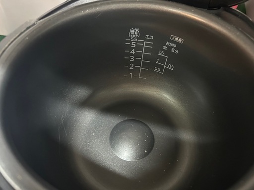 【キズ有り値下げ】タイガーIH炊飯器 5.5合