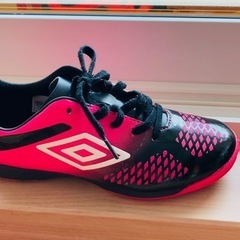 レディース フットサルシューズの画像
