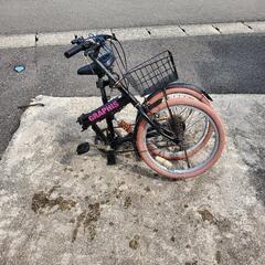 （取引中）折り畳み式自転車の画像