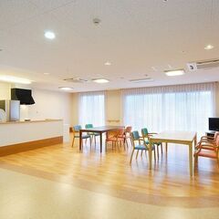 基本土日休み！残業少なめ！未経験の方も歓迎！管理栄養士の画像