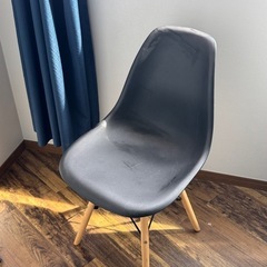 イームズチェア　リプロダクト
