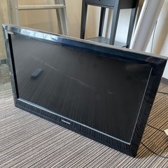 REGZA32型　　壁掛