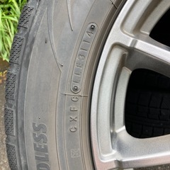 【値下げ】アルファード スタッドレス TOYOタイヤ　225/60R17 ホイール スタッドレスタイヤの画像